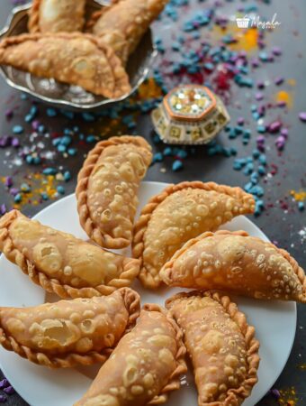 Kajjikayalu Traditional and Baked versions.