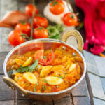 TOMATO CURRY IN A BOWL