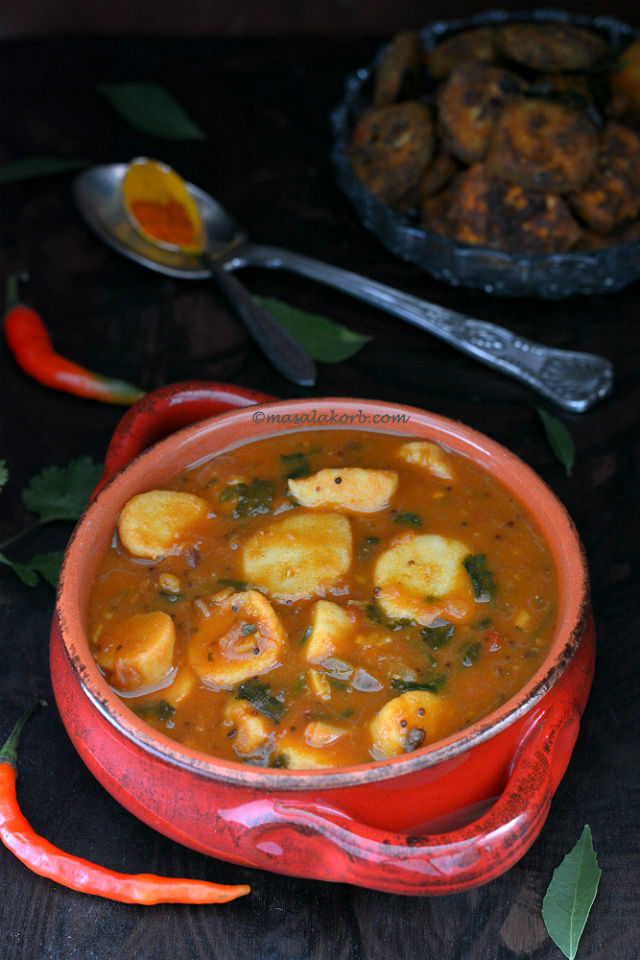 Chamadumpala Pulusu or Arbi/Taro Root Curry 