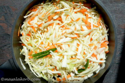 Cabbage Sambharo Recipe steps