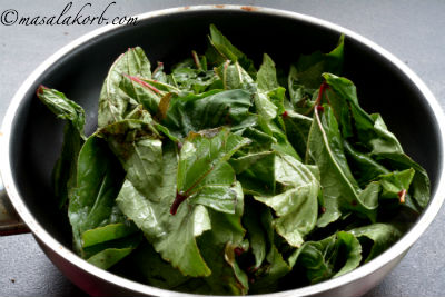 Gongura Chicken Andhra Style or Gongura chicken fry