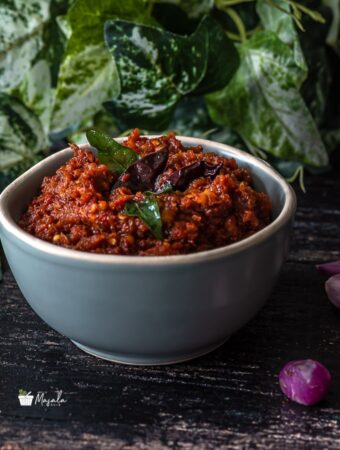 Chettinad Kara Chutney served in a bowl.