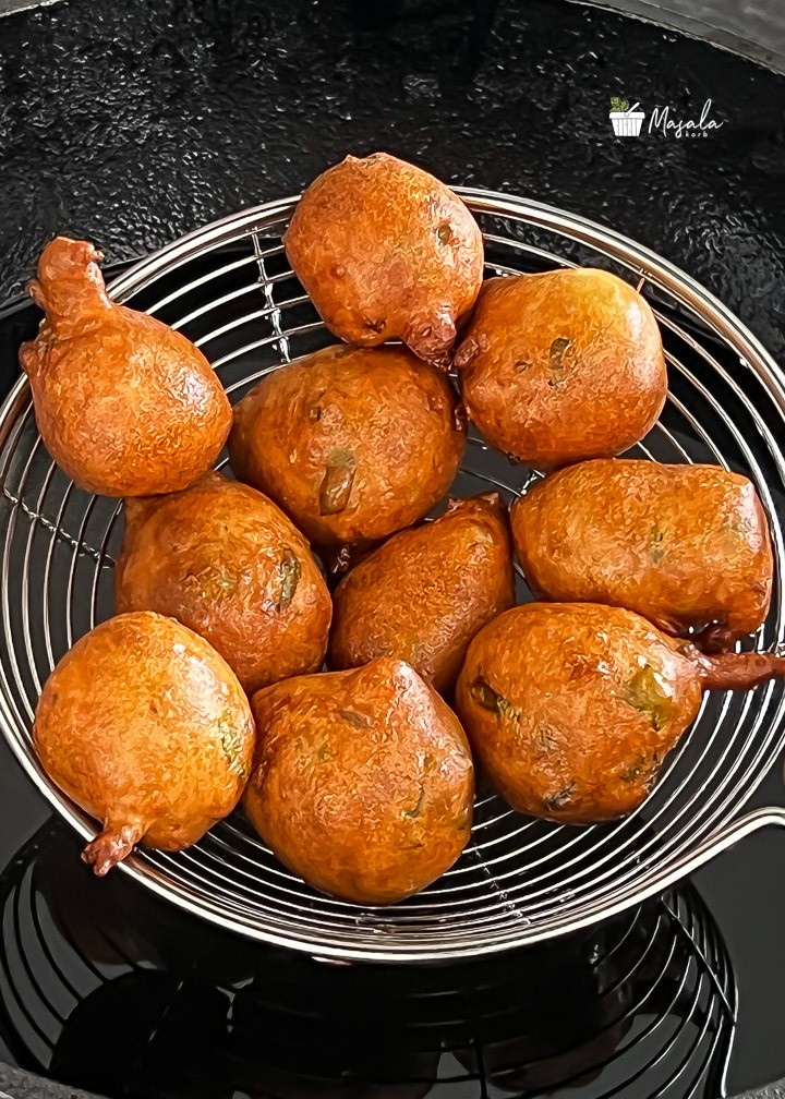 Deep fried street style mysore bajji